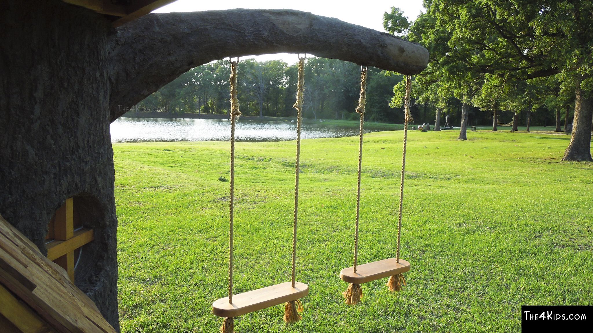 tree-house-swings-the-4-kids